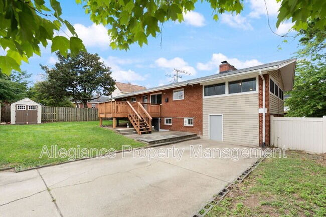 Building Photo - 2311 N Dinwiddie St