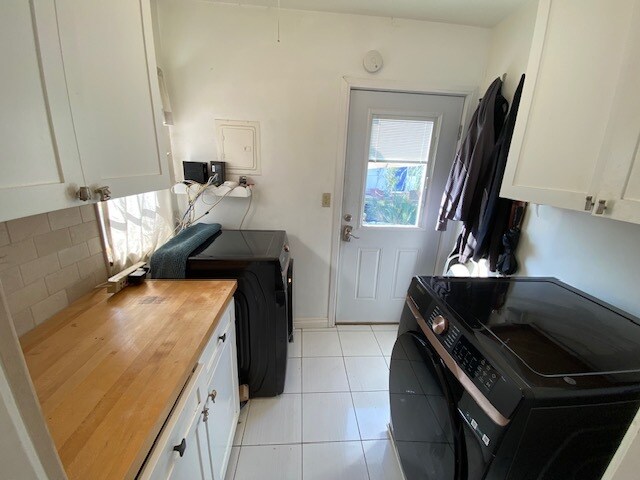 Building Photo - 433 S Fairview St