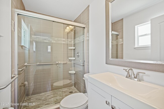 Building Photo - 1140 Montego Bay Dr N