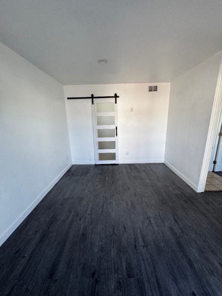 Building Photo - 3908 Rene Dr