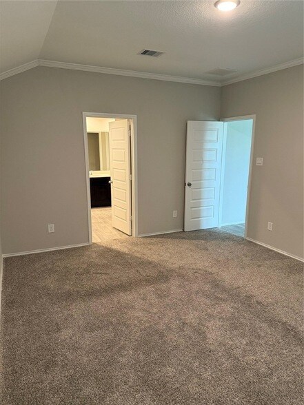 Building Photo - 6807 Green Embers Ln