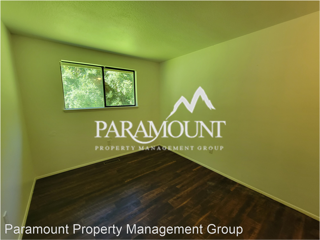 Building Photo - 3 br, 1.5 bath House - 1452 SE Bethel Vall...