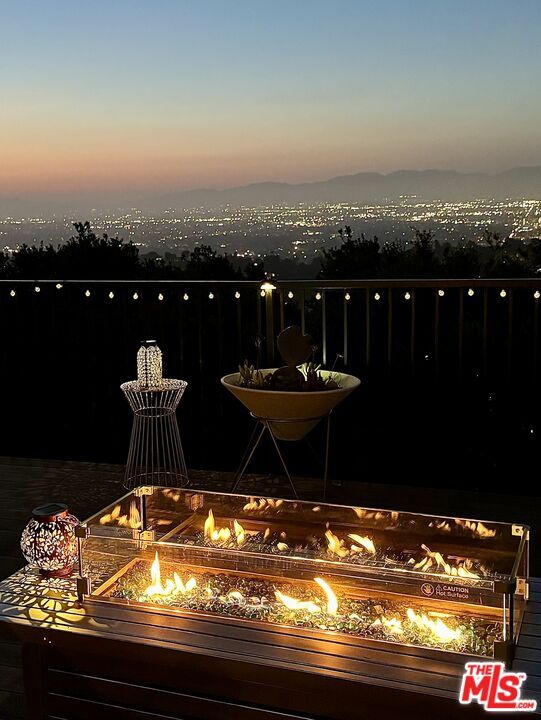 Building Photo - 8147 Mulholland Terrace