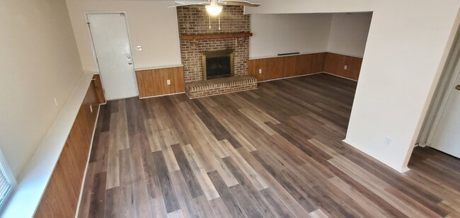 Building Photo - 7402 Brigmore Dr