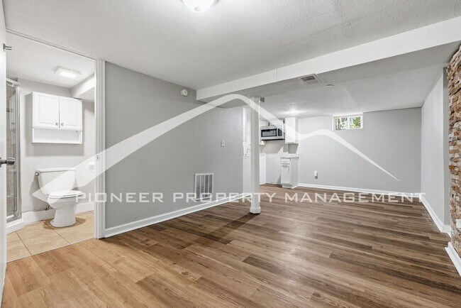 Building Photo - Spacious Home with 2 Kitchens and Central AC