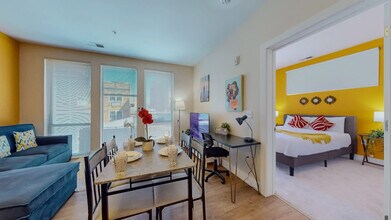 Building Photo - 545 Bedford St