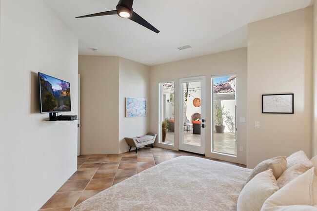 Building Photo - 79315 Mandarina