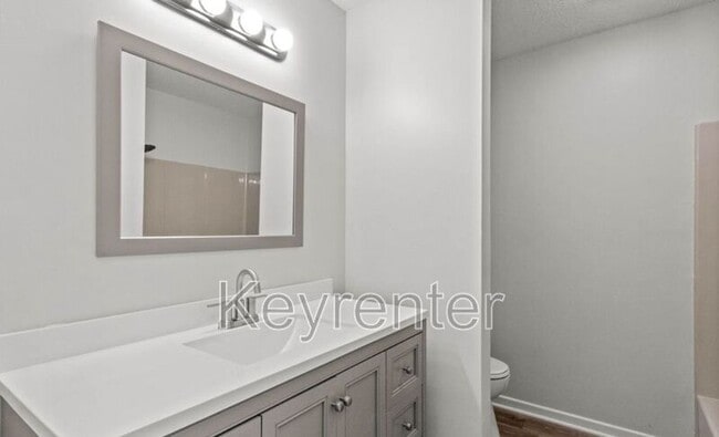 Building Photo - 6600 Woodcock Cir