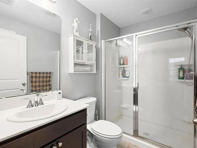 Building Photo - 635 Belgrove St