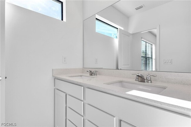 Building Photo - 1426 Weeping Willow Ct