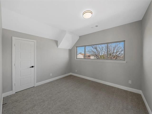 Building Photo - 1063 Lake Trail Dr