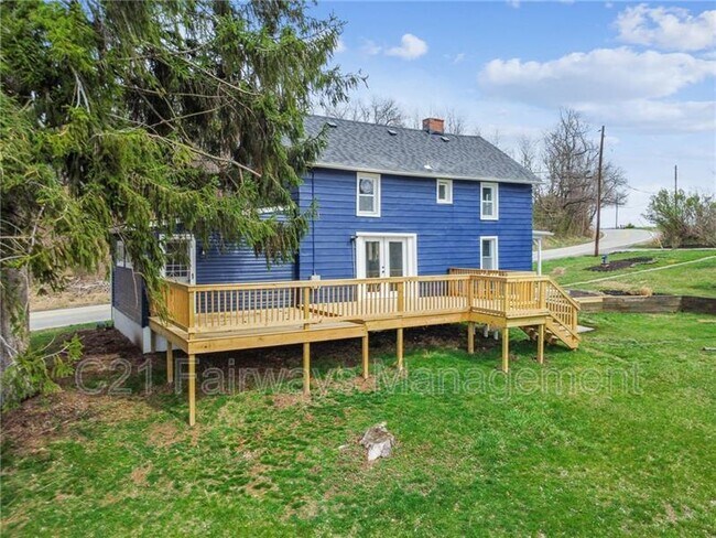 Building Photo - 3004 Bushy Run Rd