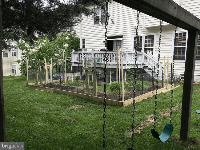 Building Photo - 24794 Serpentine Pl