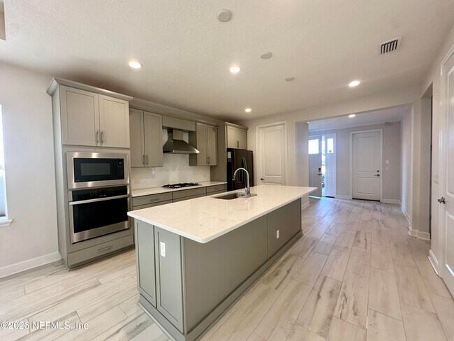 Building Photo - 10219 Innovation Way