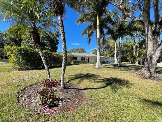 Building Photo - 905 13th St N