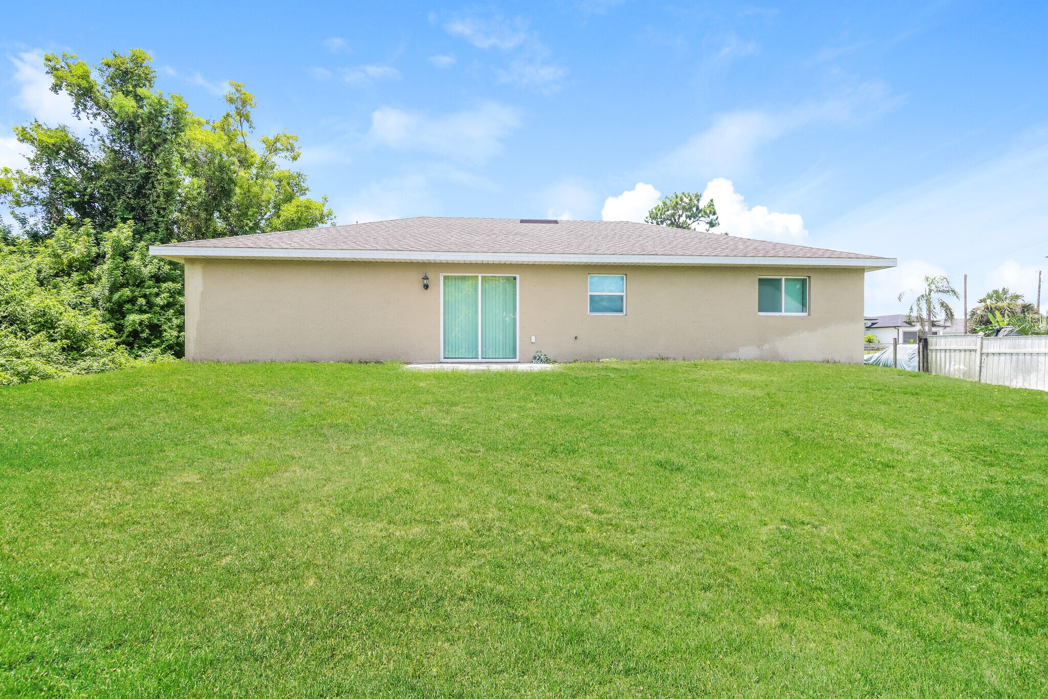 Building Photo - 3312 26th St SW