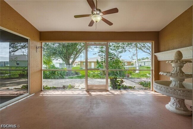 Building Photo - 4522 SW 7th Pl