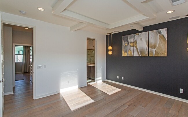 Building Photo - Beautiful contemporary design home in Bressi Ranch!