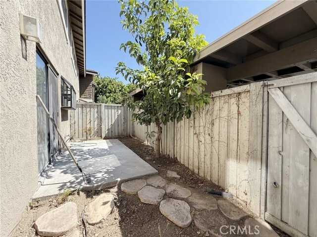 Building Photo - 231 Springview