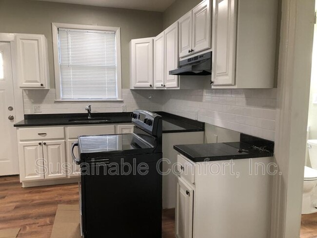 Building Photo - 185 Lincoln St