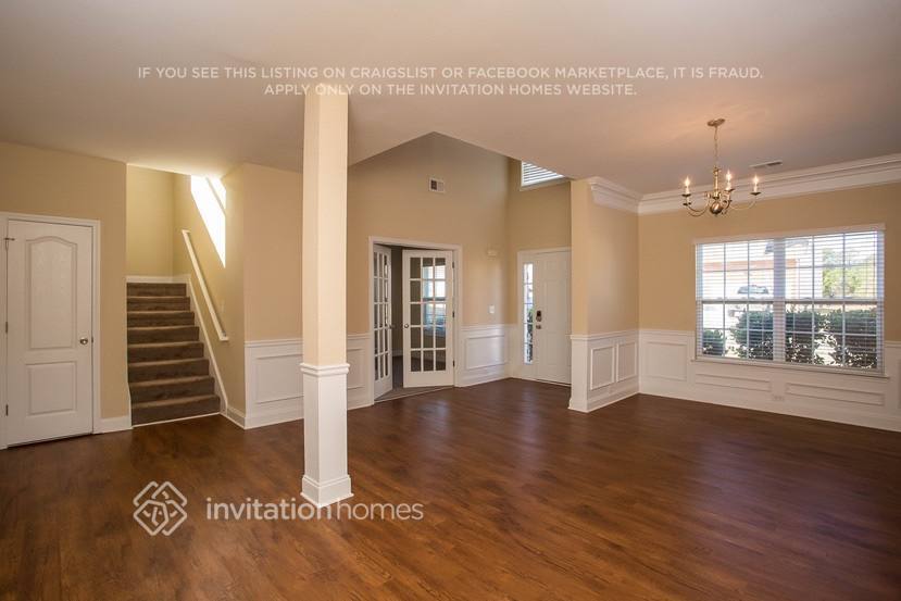 Building Photo - 3118 Avondale Dr SE