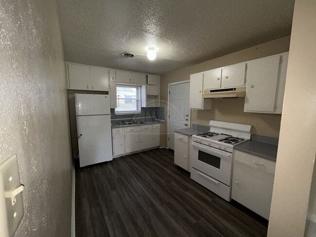 Building Photo - 510 N 24th St