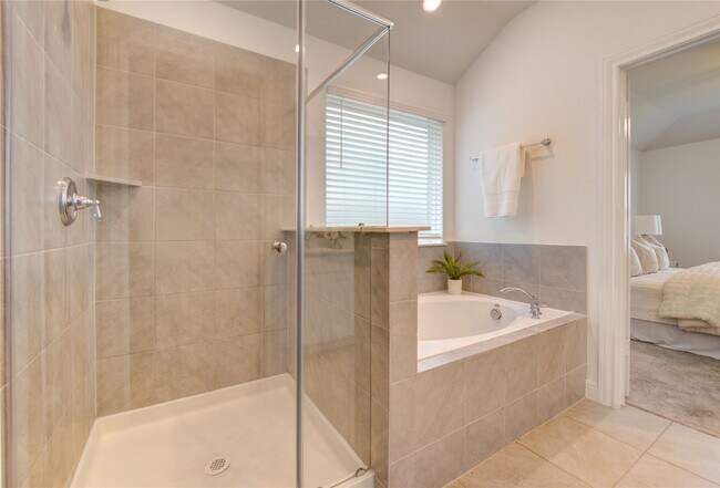 Building Photo - 4431 Sandhill Terrace Ln