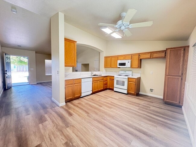 Building Photo - Three Bedroom, Two Bathroom, Single Story Home in Galt