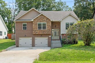 Building Photo - Pet Friendly Four Bedroom with Basement!