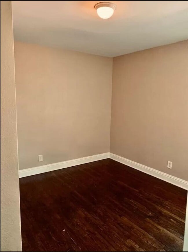 Building Photo - 3 Bed 2 Bath in Atlanta!