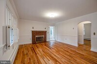 Building Photo - 6623 Beulah St