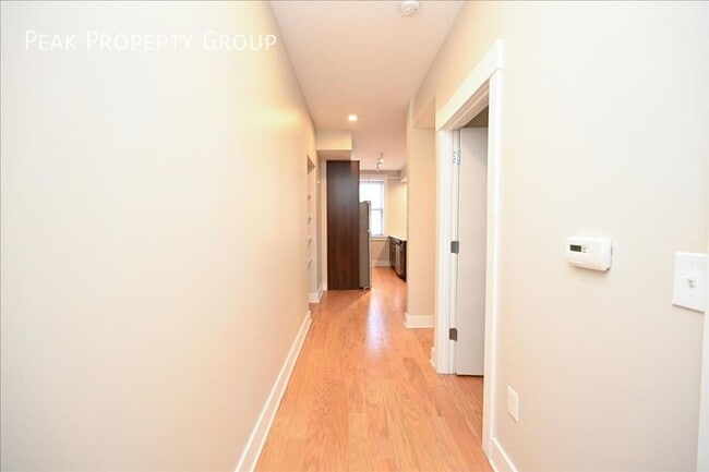 Building Photo - 433 E 13th St