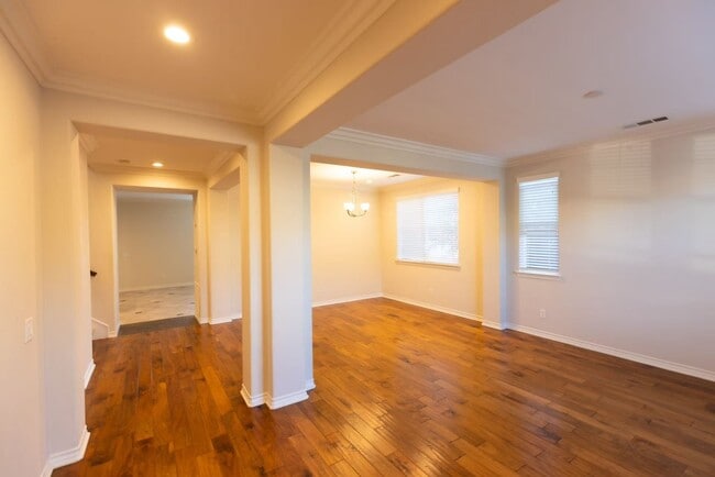 Building Photo - 16633 Sonora St
