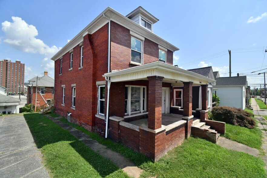Building Photo - 1850 Buffington Ave