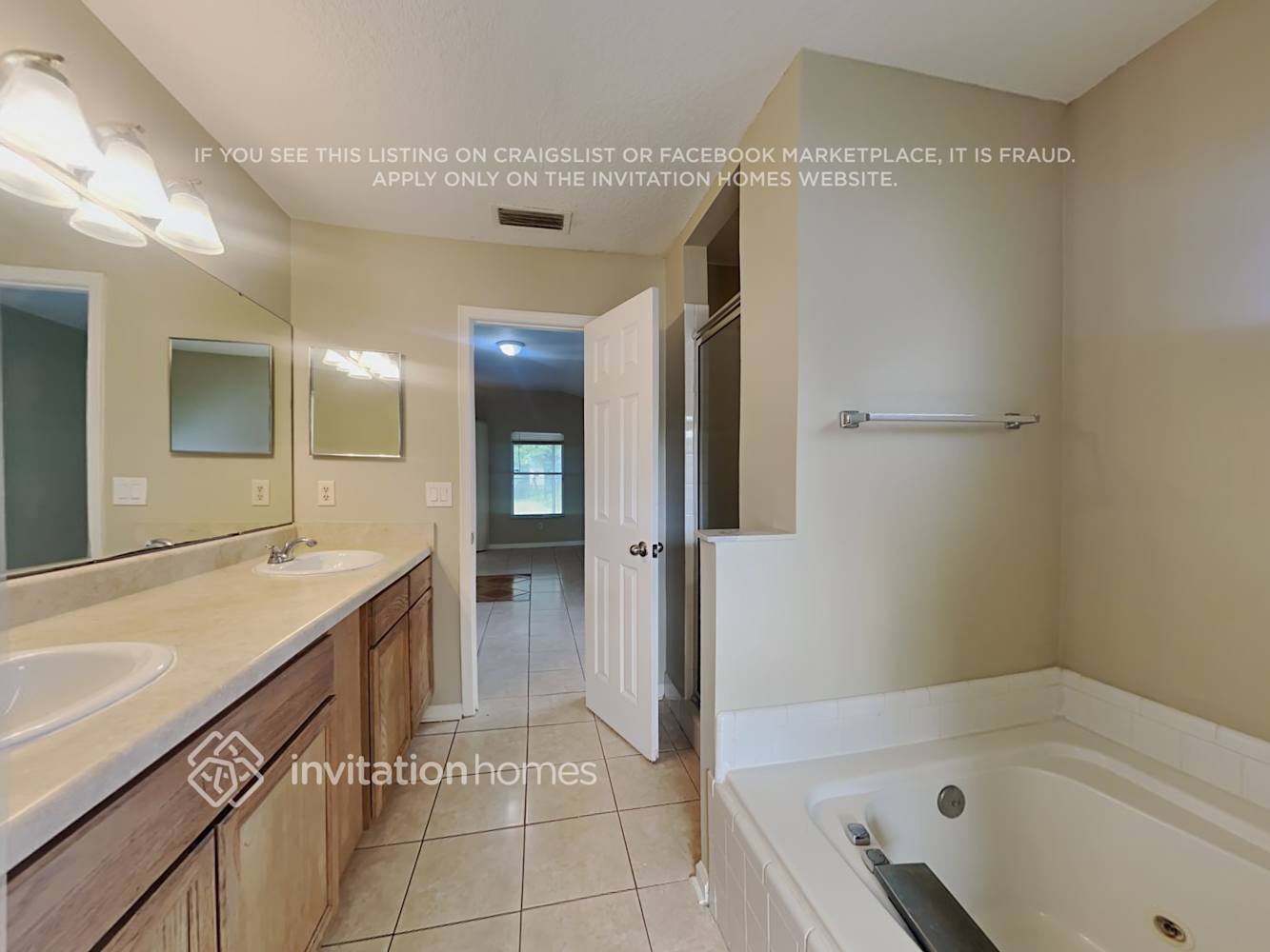 Building Photo - 523 Charles Pinckney St