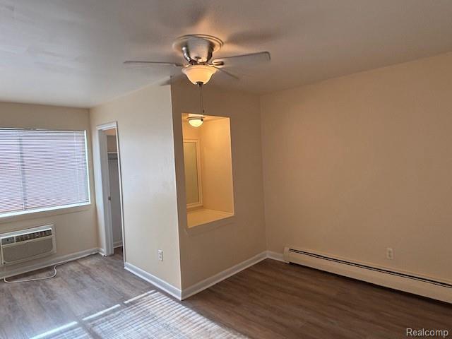 Building Photo - 417 Parkdale Ave