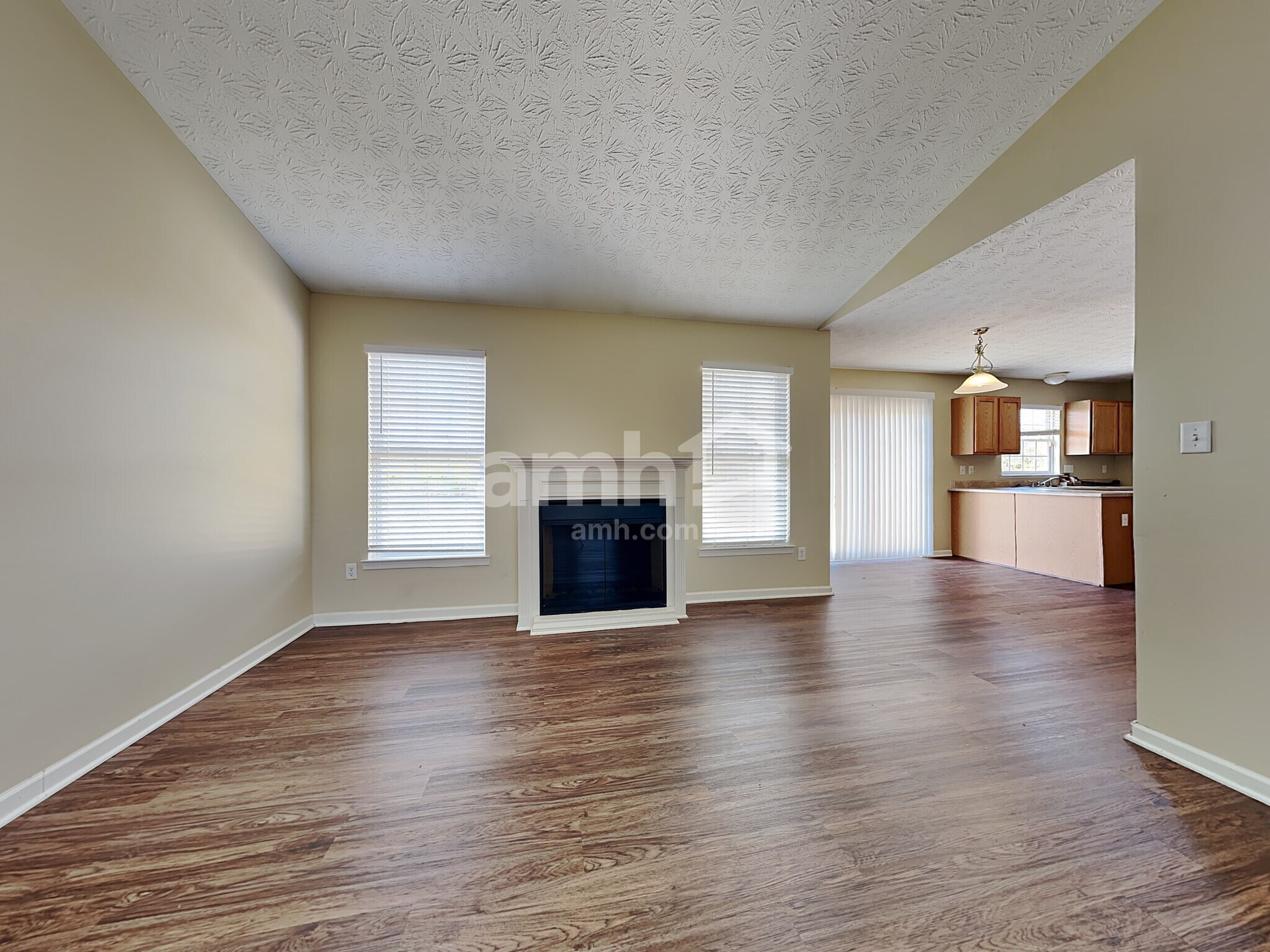 Building Photo - 5433 Fairford Ct