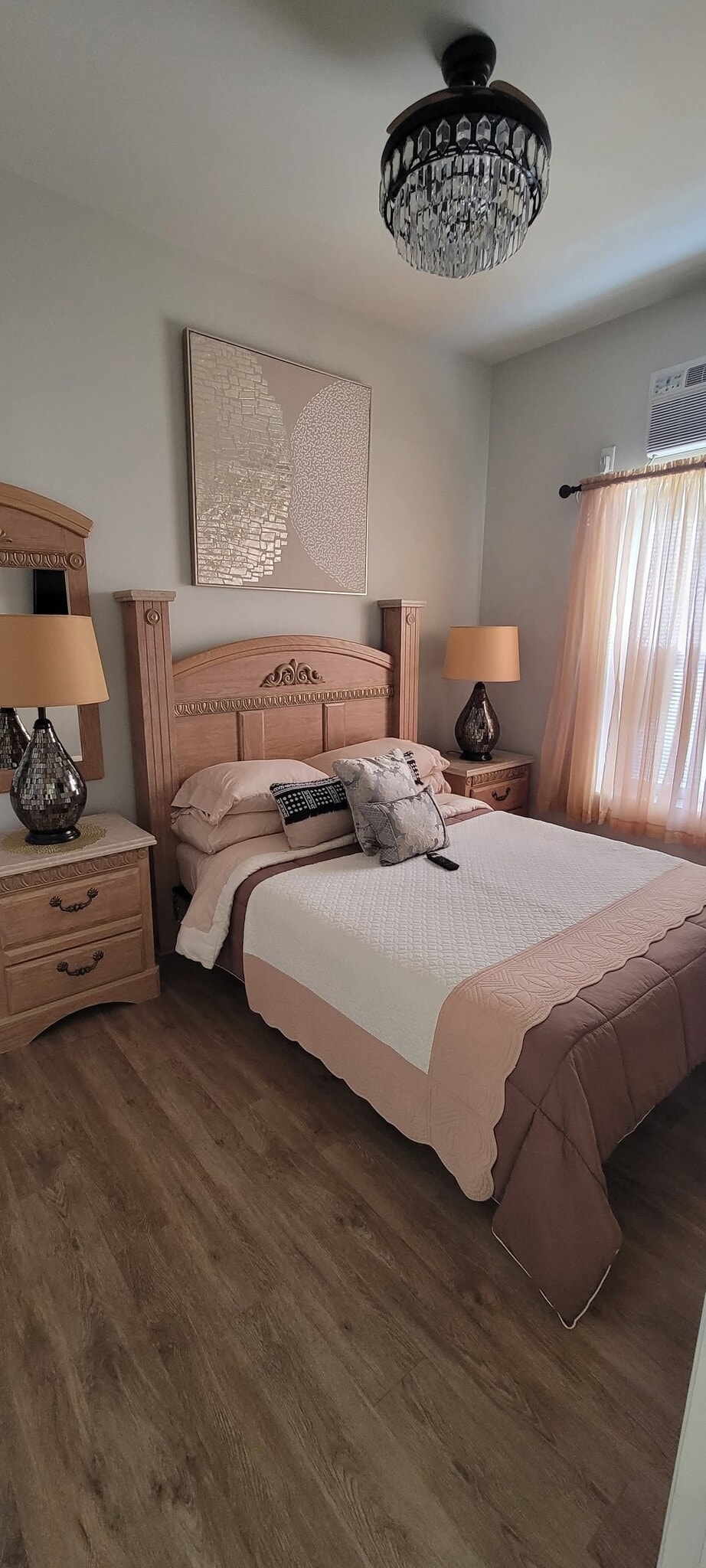 Building Photo - 132 N 3rd St