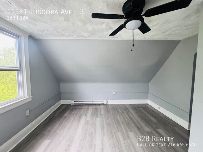 Building Photo - 11521 Tuscora Ave