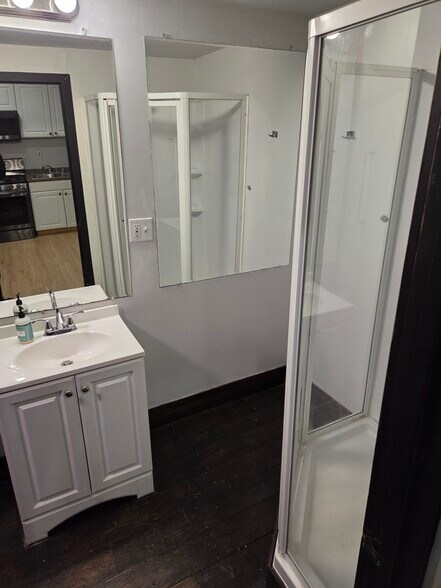 Building Photo - 954 N 8th St