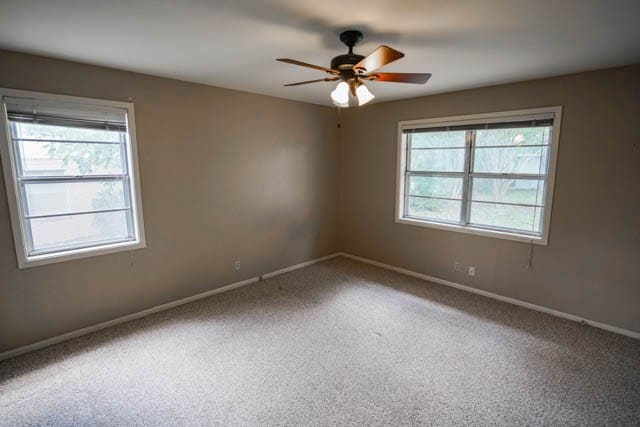 Building Photo - 204 Manor Dr