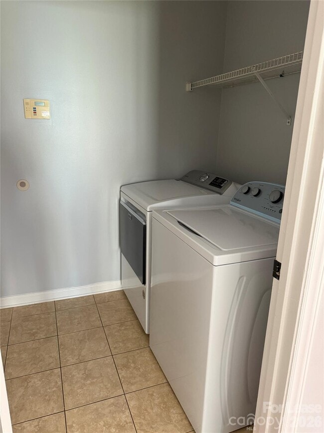 Building Photo - 8539 Albury Walk Ln