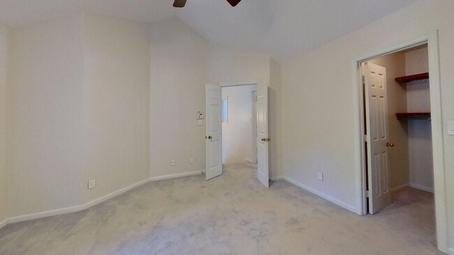 Building Photo - 3813 Carnegie Ln
