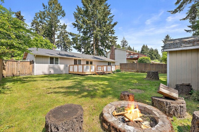 Building Photo - Charming 3-Bed Rental Home in Olympia | Pe...