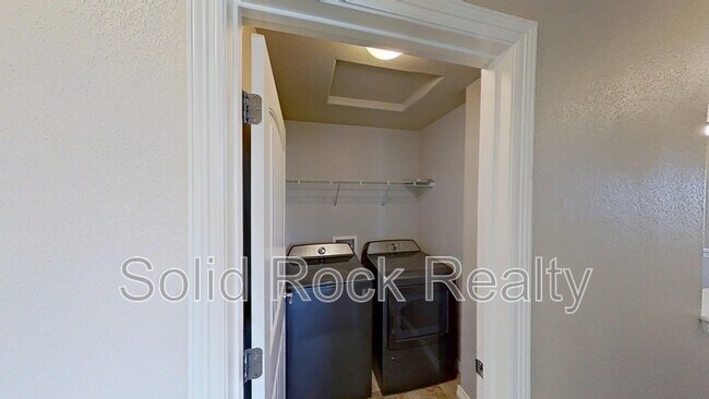 Building Photo - 11909 Eagle Crest Ct