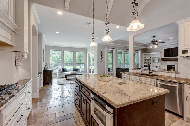 Building Photo - 6303 Star Light Ct