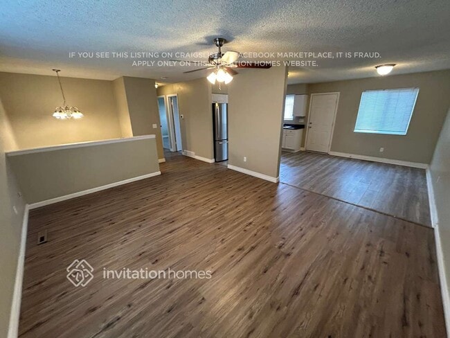 Building Photo - 7030 N Lamar St