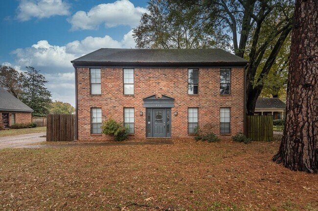 Primary Photo - 512 McElroy Rd