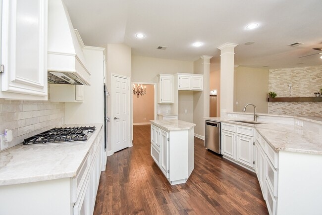 Building Photo - 4814 Canyon Sage Ln