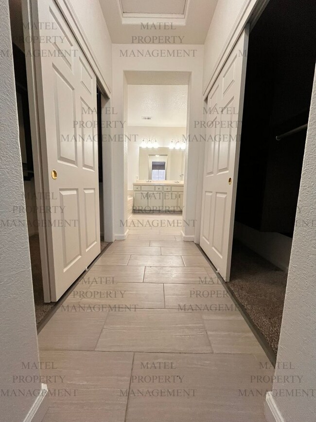 Building Photo - No Deposit